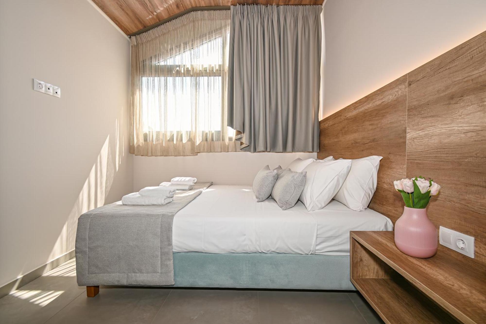 Evitel Luxury Living Aparthotel Chaniotis Exterior foto