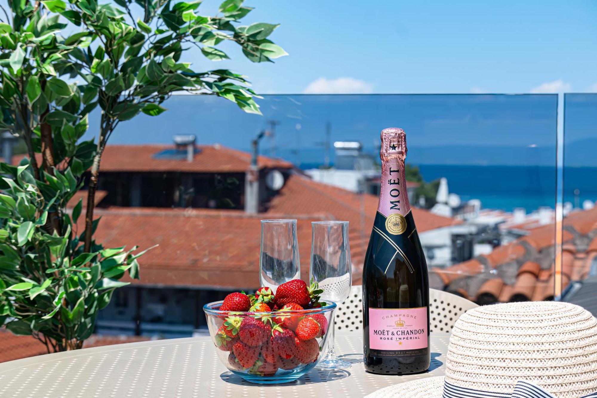 Evitel Luxury Living Aparthotel Chaniotis Exterior foto